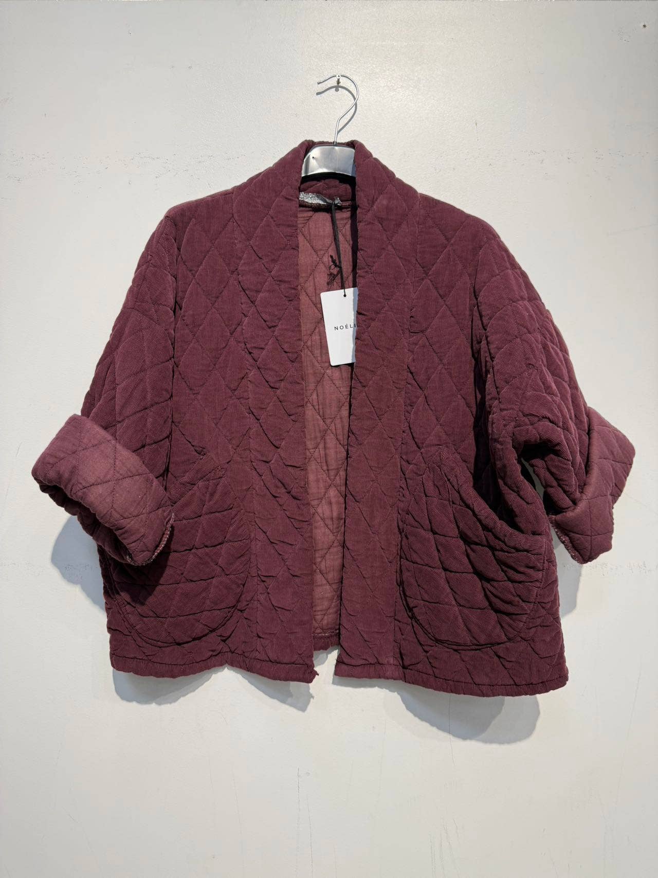 2442-2 velvet quilted jacket: Black