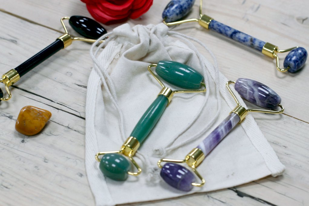Gemstone Facial Roller - Black Obsidian - The Voewood
